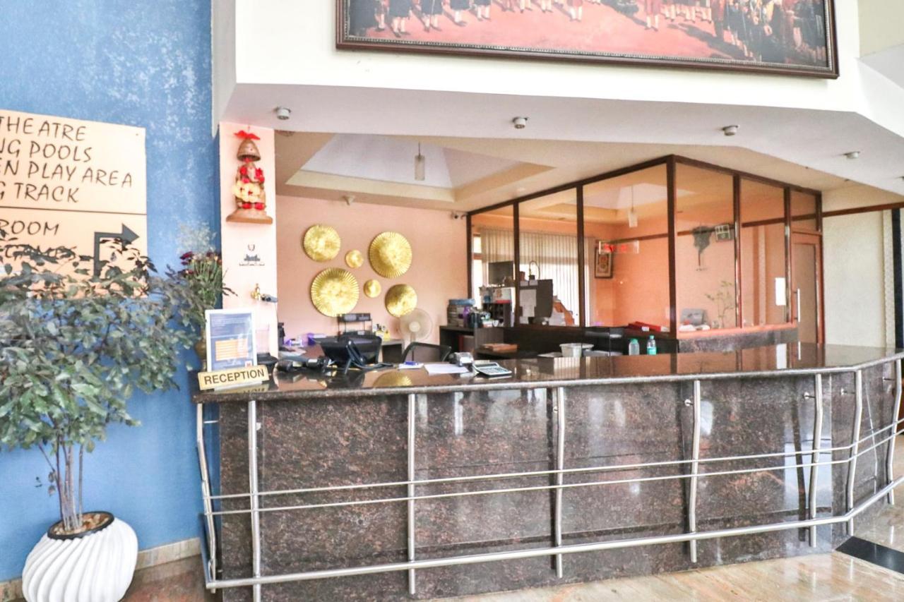 Palette - Holiday Palms Hotel Bengaluru Zewnętrze zdjęcie